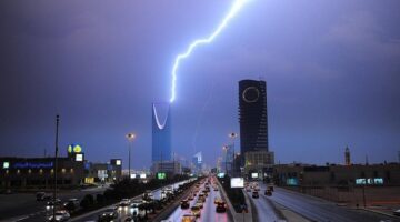 عاجل ورسميًا .. المركز الوطني للأرصاد الجوية السعودي يعلن عن حالة مطرية جديدة تبدأ من يوم الخميس القادم تشمل معظم مناطق